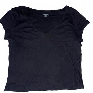 Wild Fable Cropped V-Neck Black T-shirt